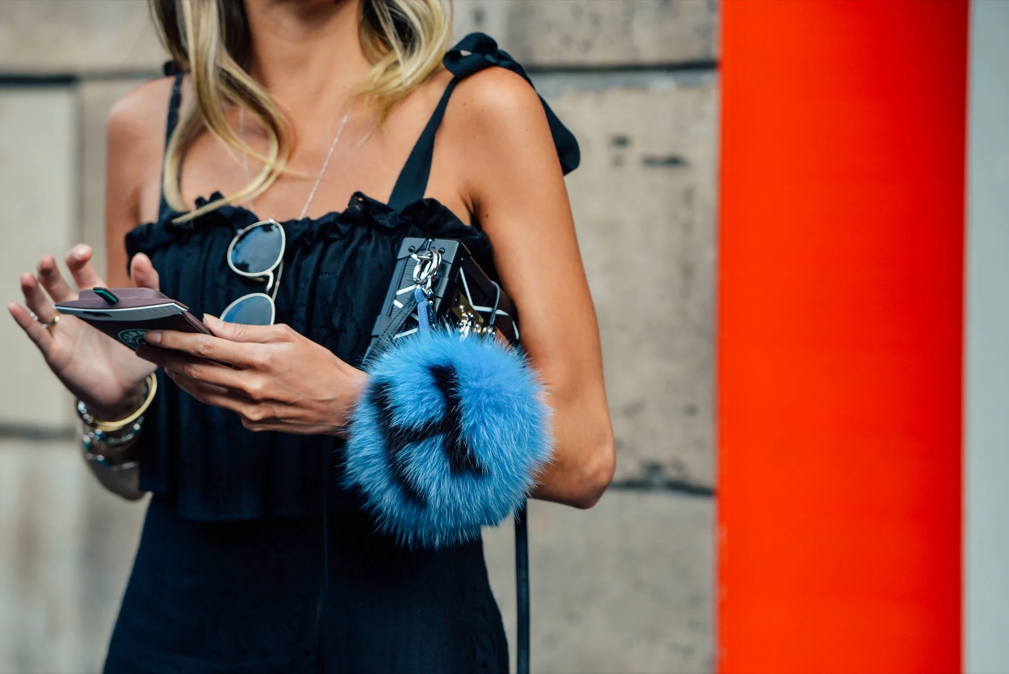 08-fall-2015-couture-street-style-13.jpg
