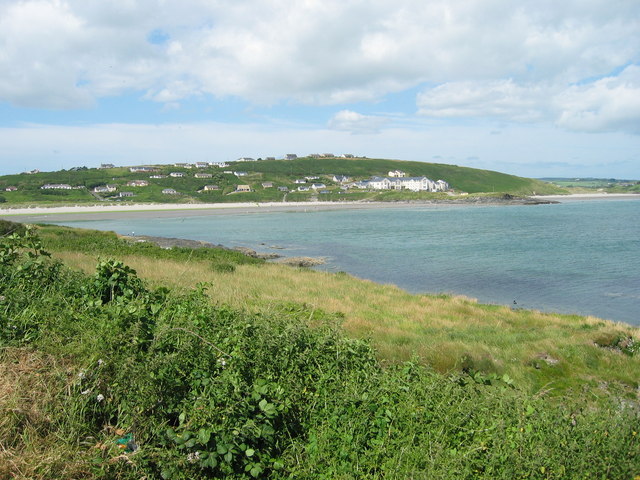 Muckruss_Head_looking_across_Clonakilty_Bay_to_Virgin_Mary's_Point_-_geograph.org.uk_-_405514.jpg