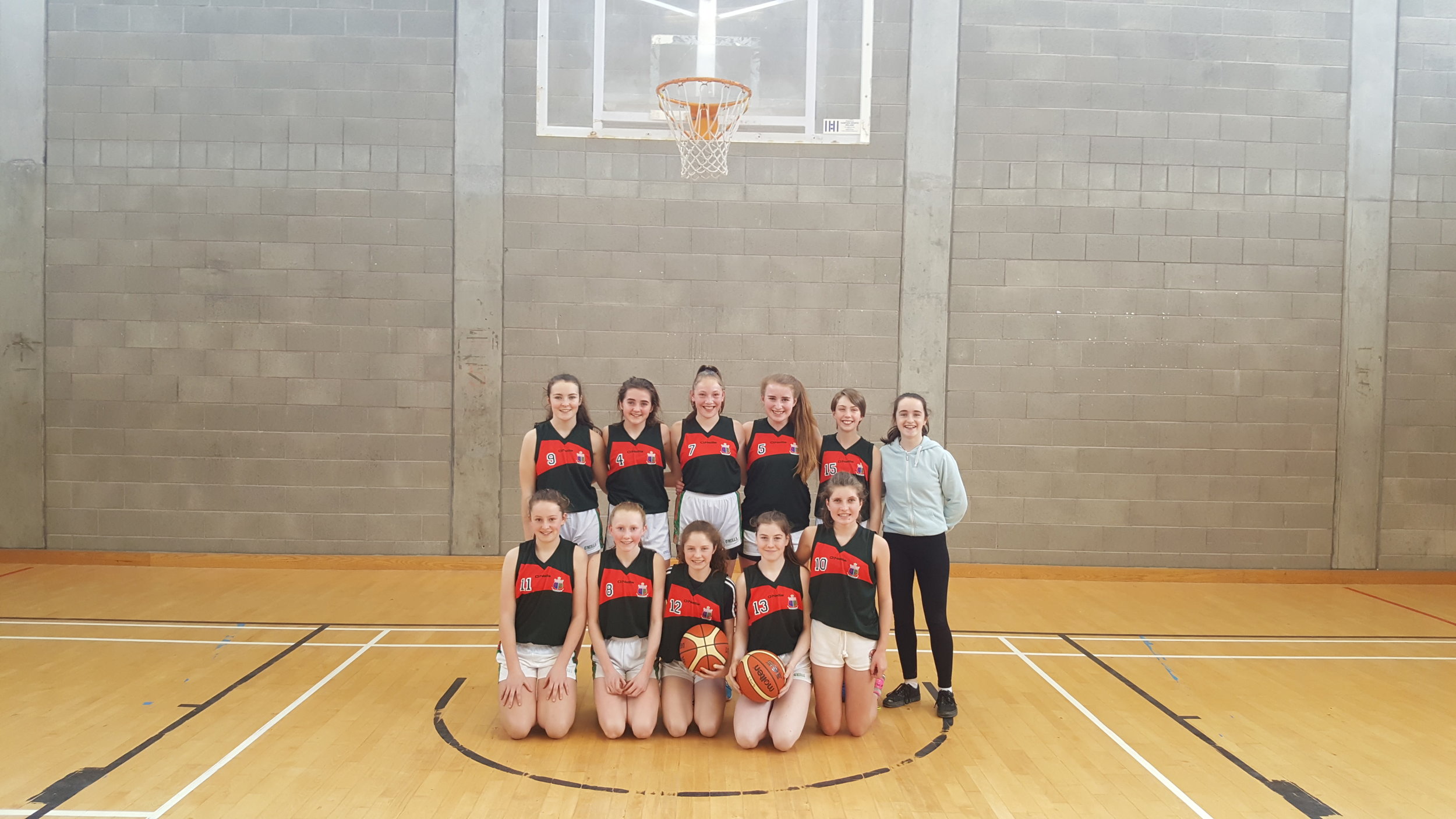 1st Year Basketball Team qualify for Finals at the Neptune stadium