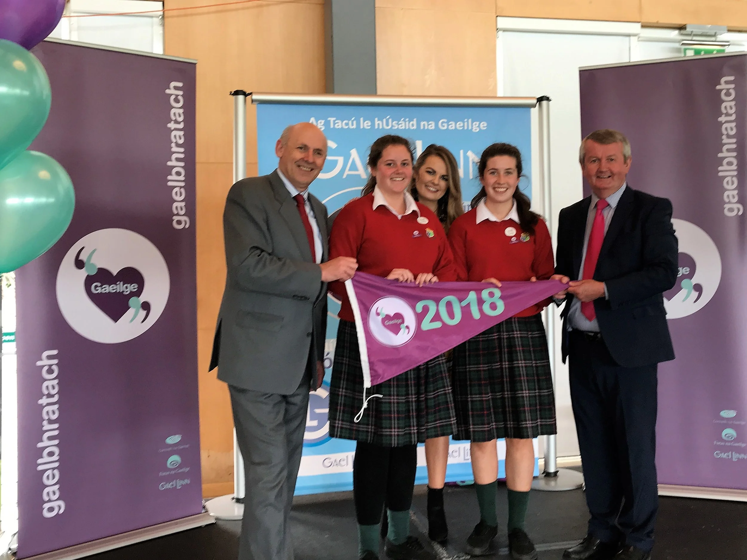 Gaelbhratach Presentation.