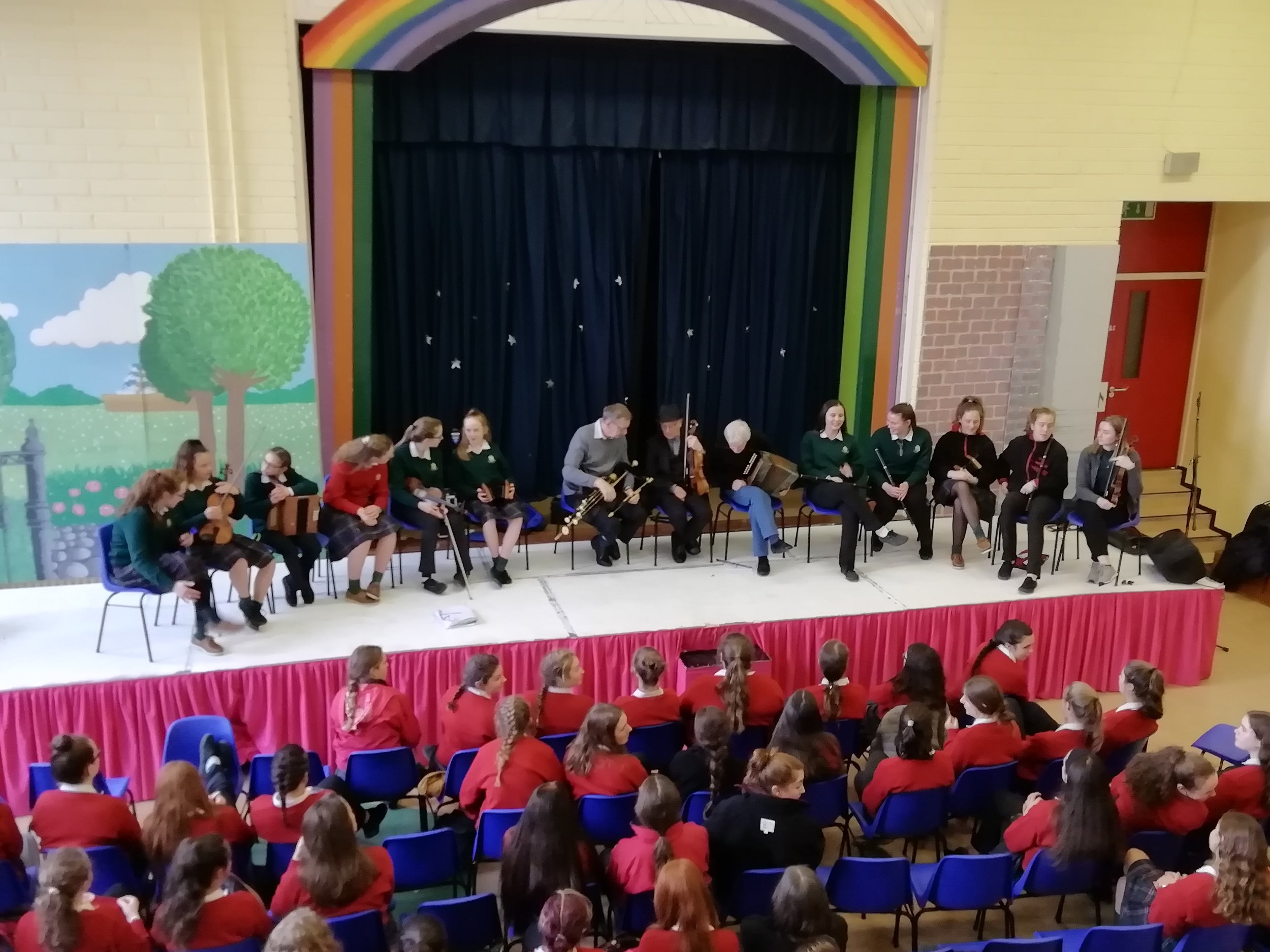 Trad Mór at Sacred Heart as special guests visit!