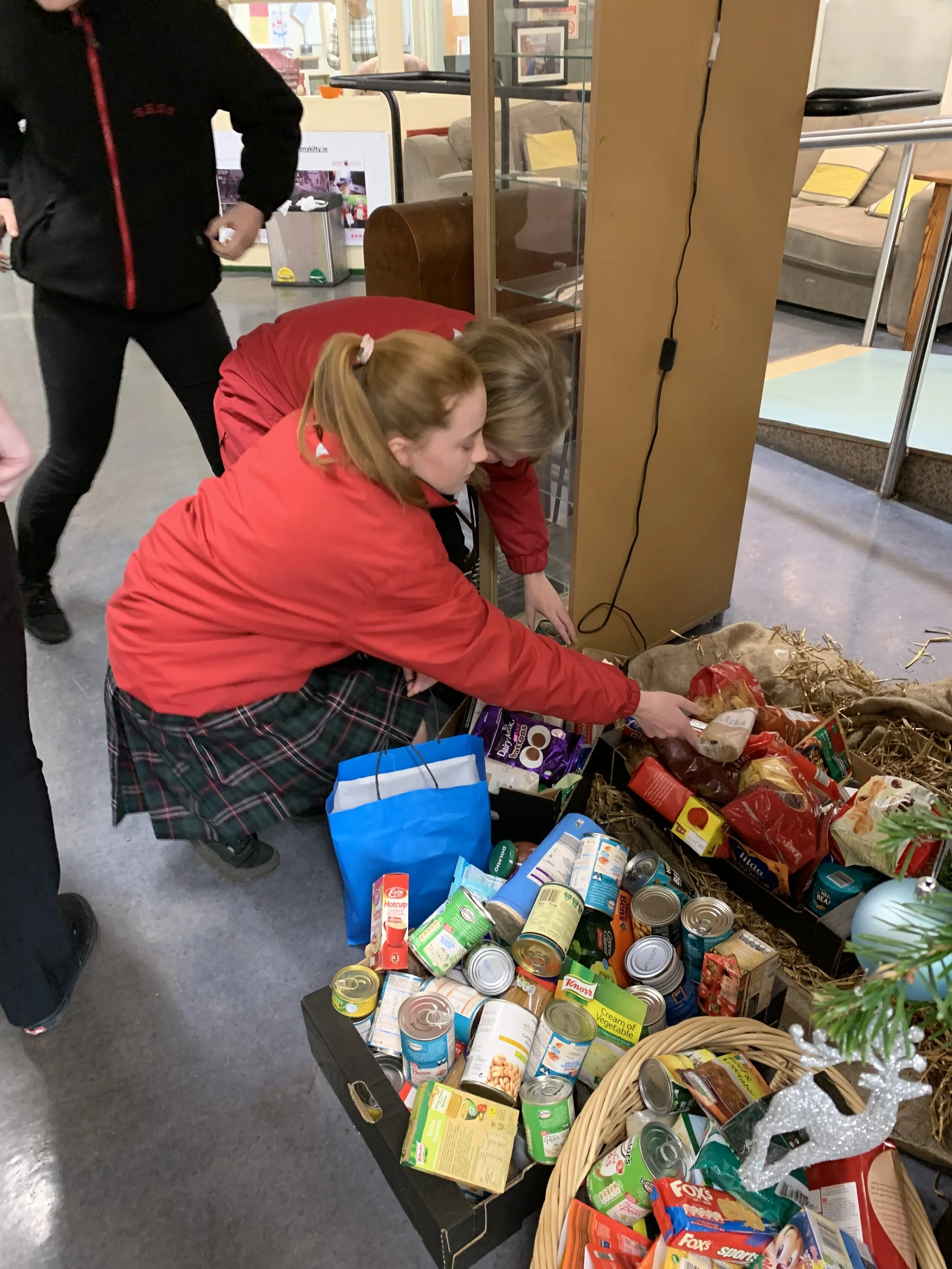 Final Reminder Please support out   Giving Tree at Sacred Heart