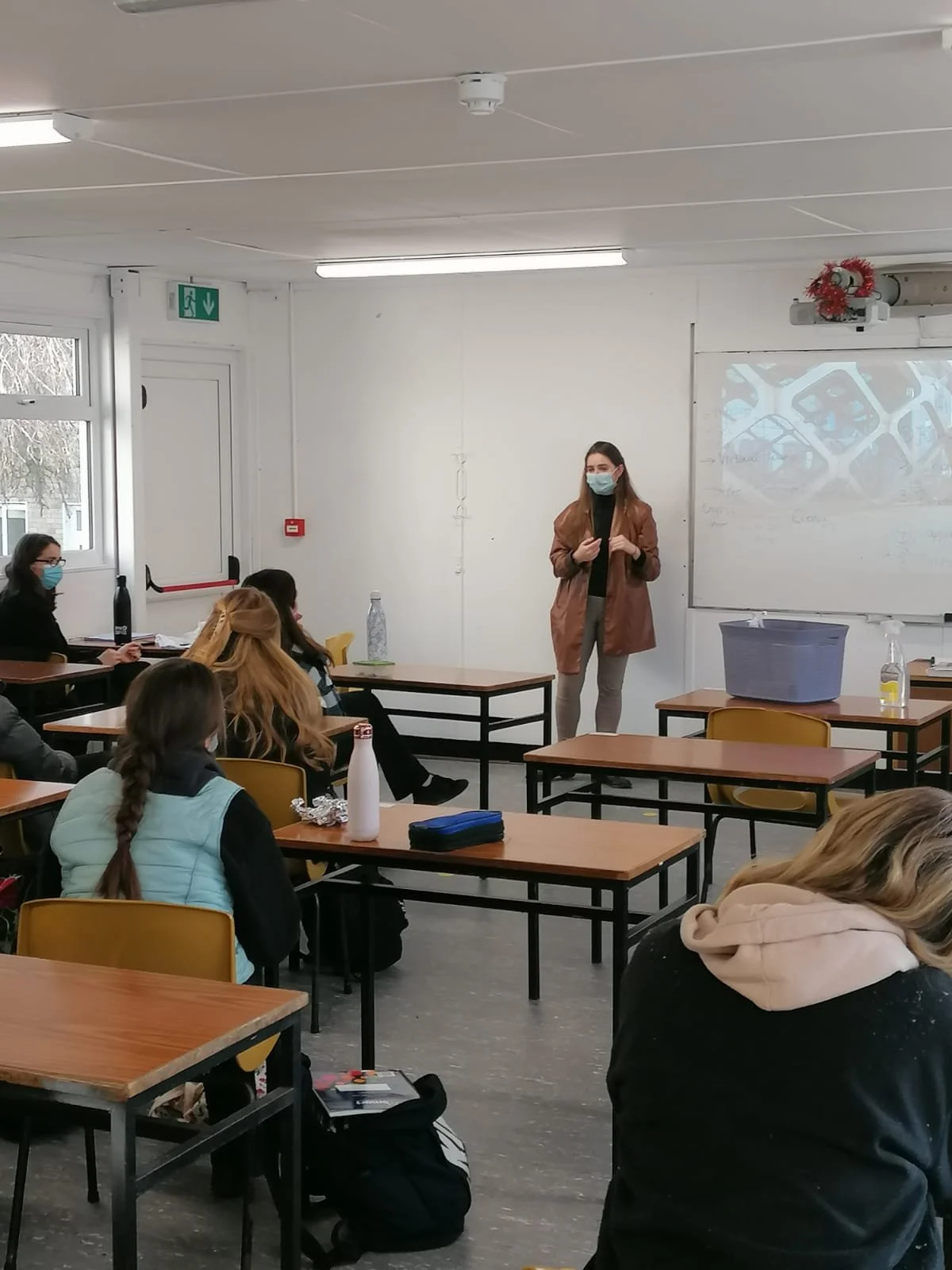 SHSS Wednesday Lunchtime Talks - Lauren O'Sullivan 