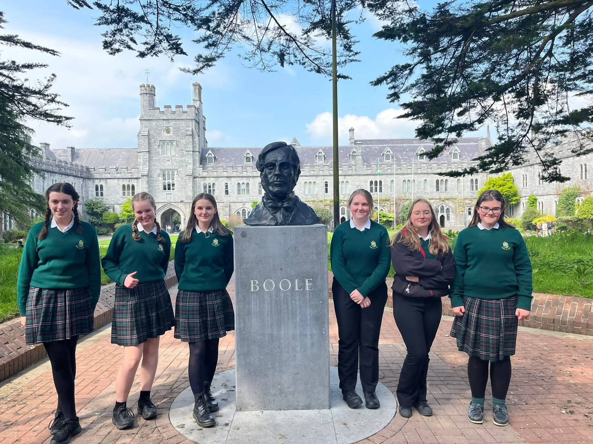 Junior Schools UCC Philosoph Debating Competition