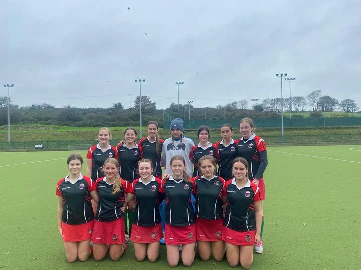 Senior Hockey Victory