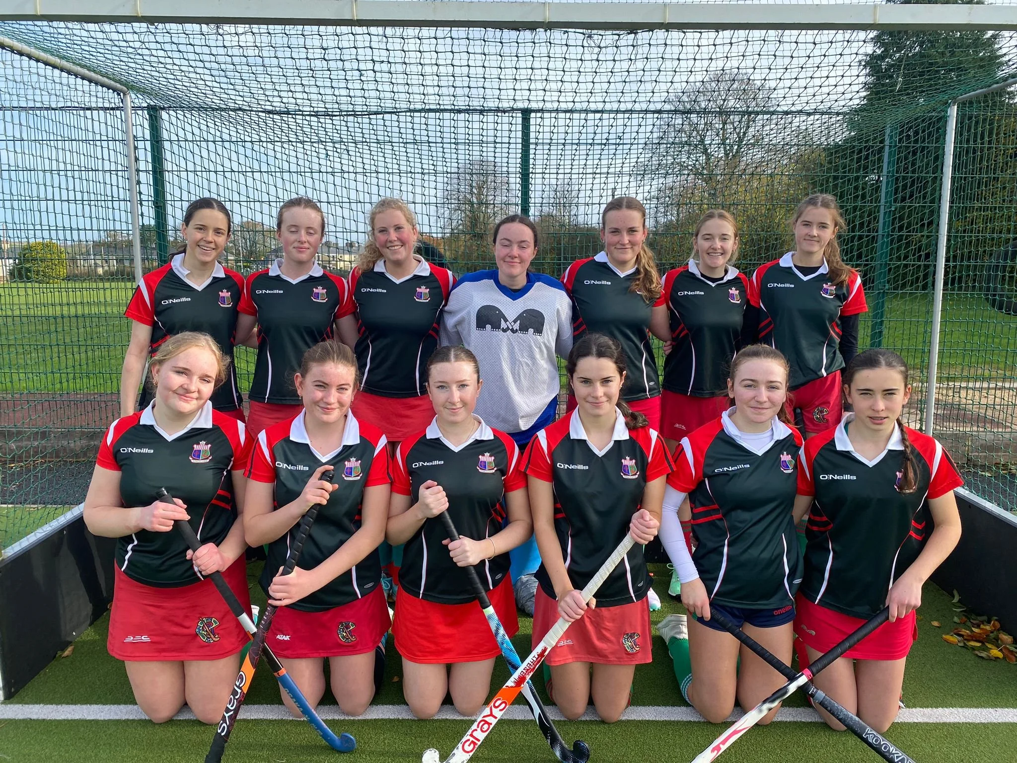 SHSS Junior &amp; Senior B Hockey Teams take on Colaiste na Toirbhirte