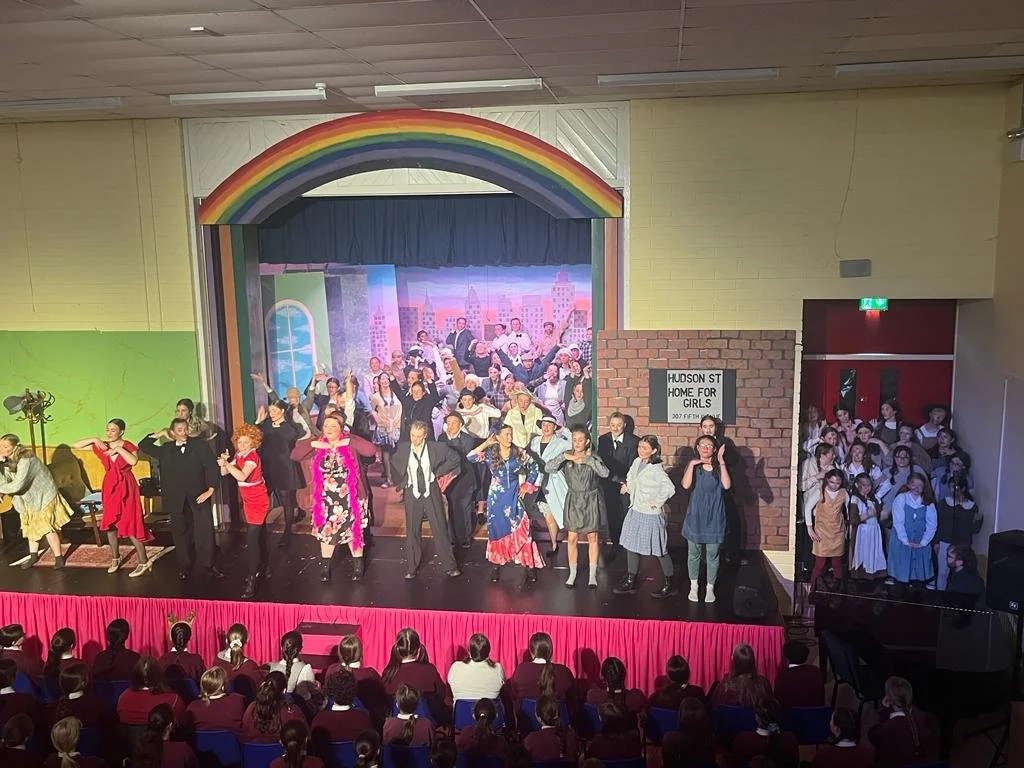 First live Matinee for the green cast of 'Annie'