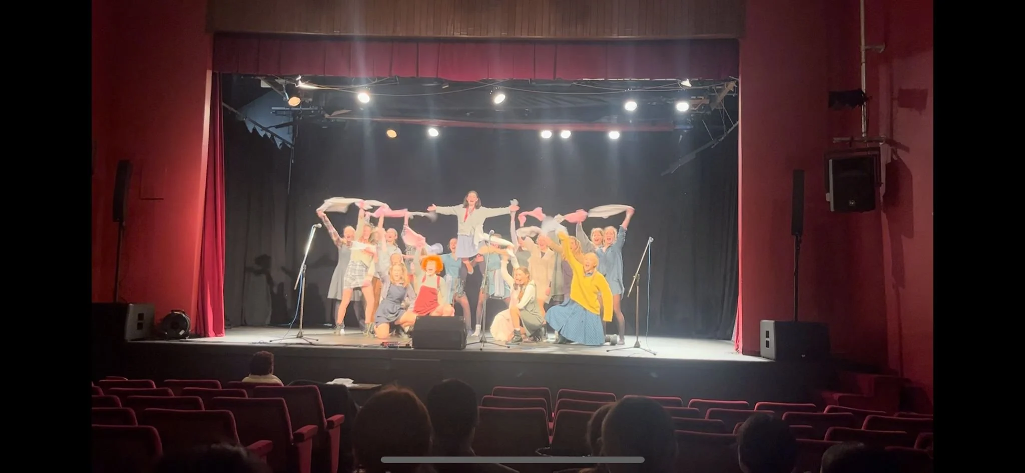 'Annie' cast perform at semi-finals of All Ireland Light Entertainment Festival