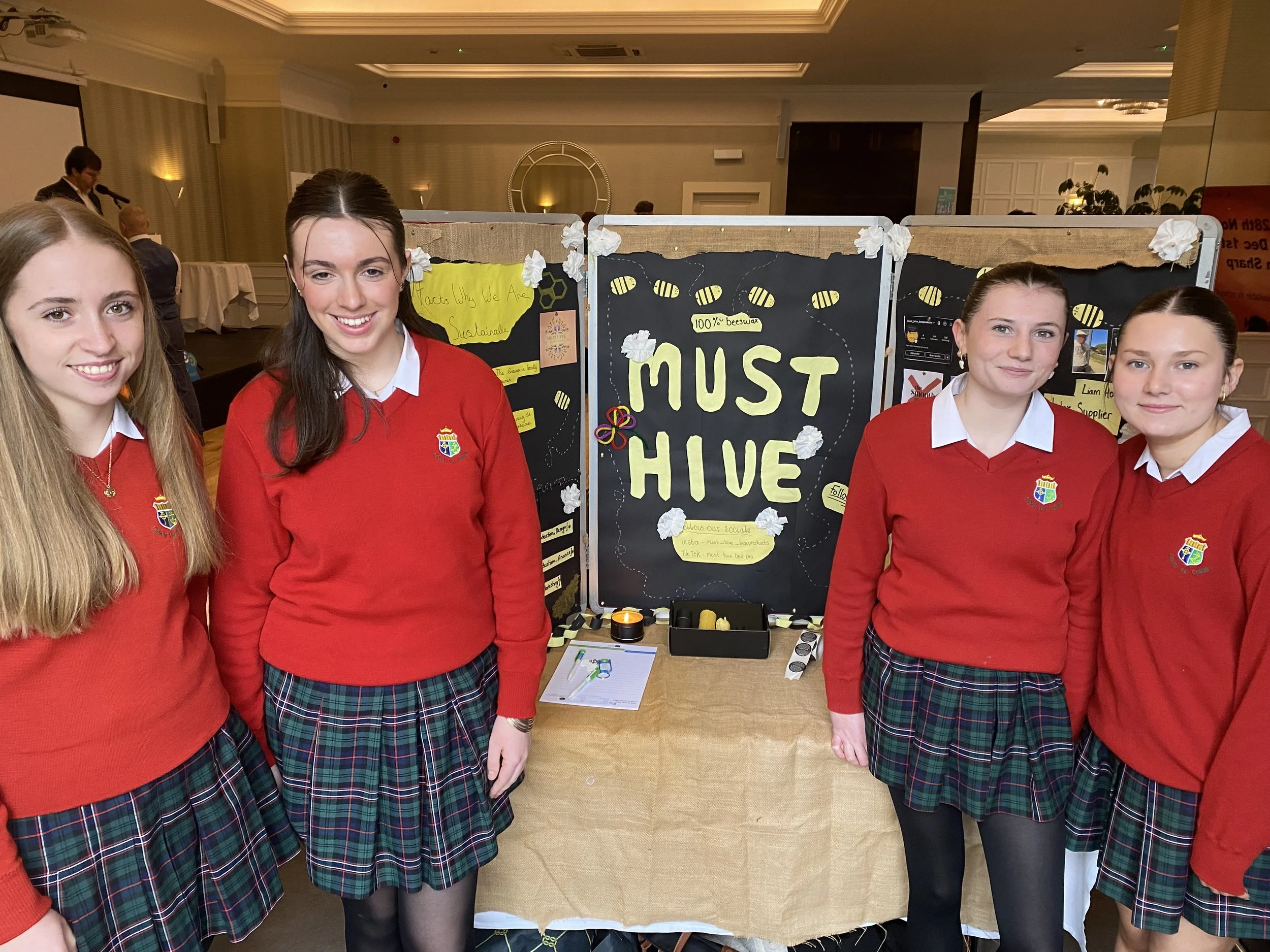 TY Mini Company teams at regional finals!