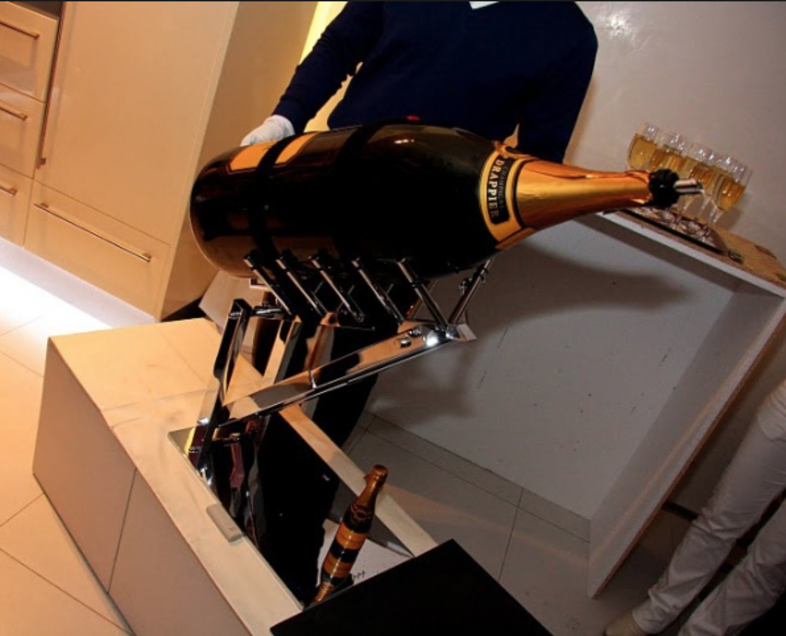 salmanazar champagne.png