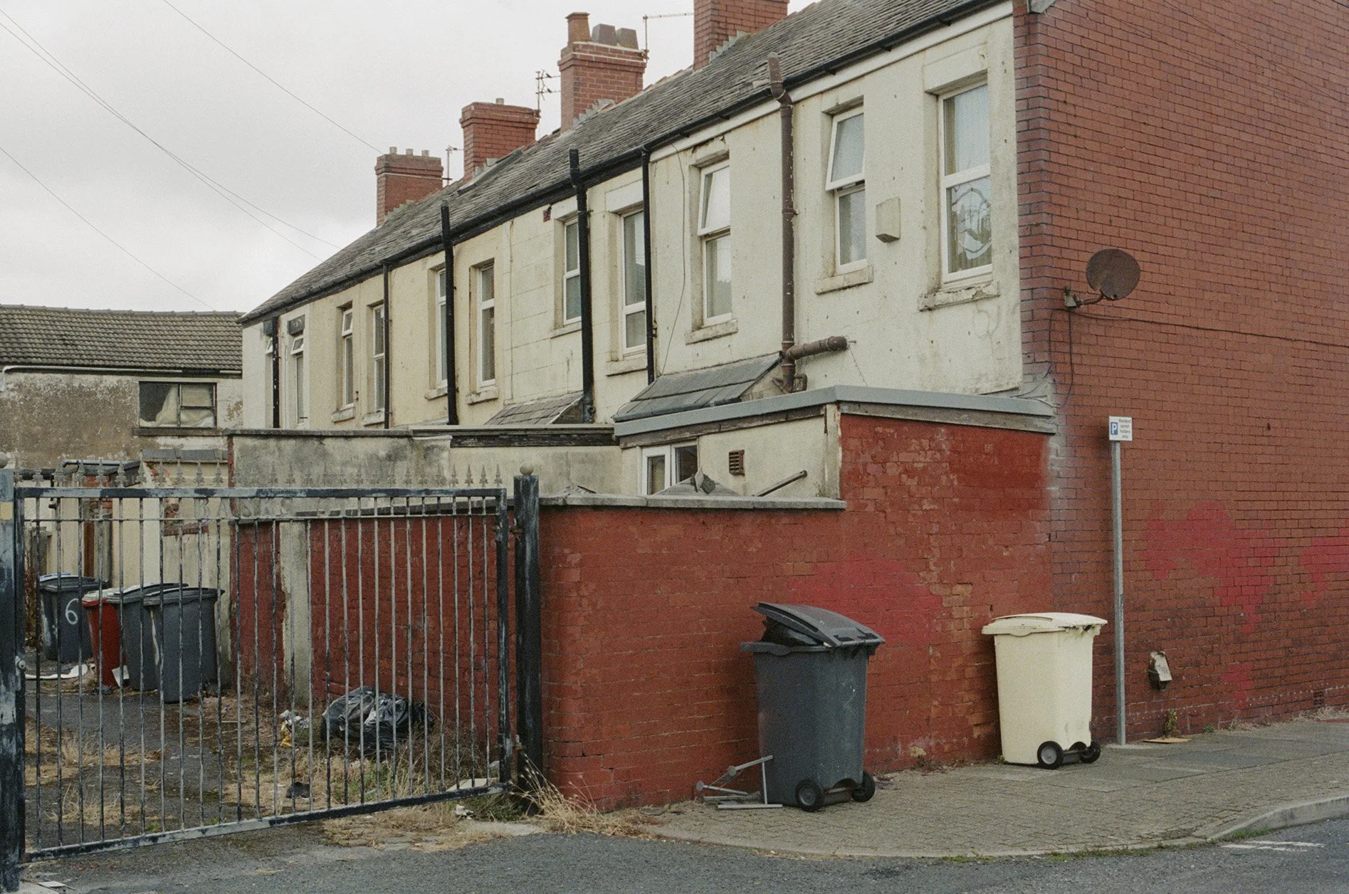Blackpool backstreet.jpg