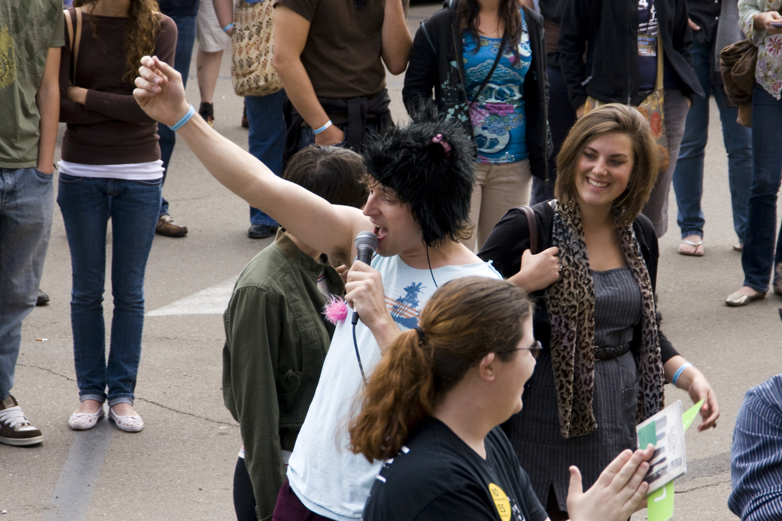 bryan_singing_daytime crowd.jpg