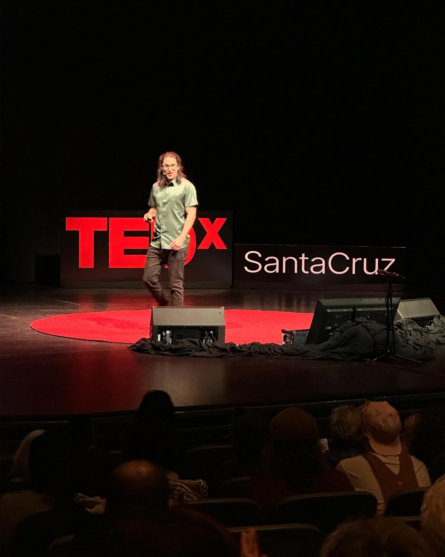 👀 Let&rsquo;s Rise Together! A super inspiring event with local speakers, amazing performers and community at @tedxsantacruz 
Proud to support all as a Platinum Media Partner and we will be sharing more as we edit down the full talks to YouTube chan