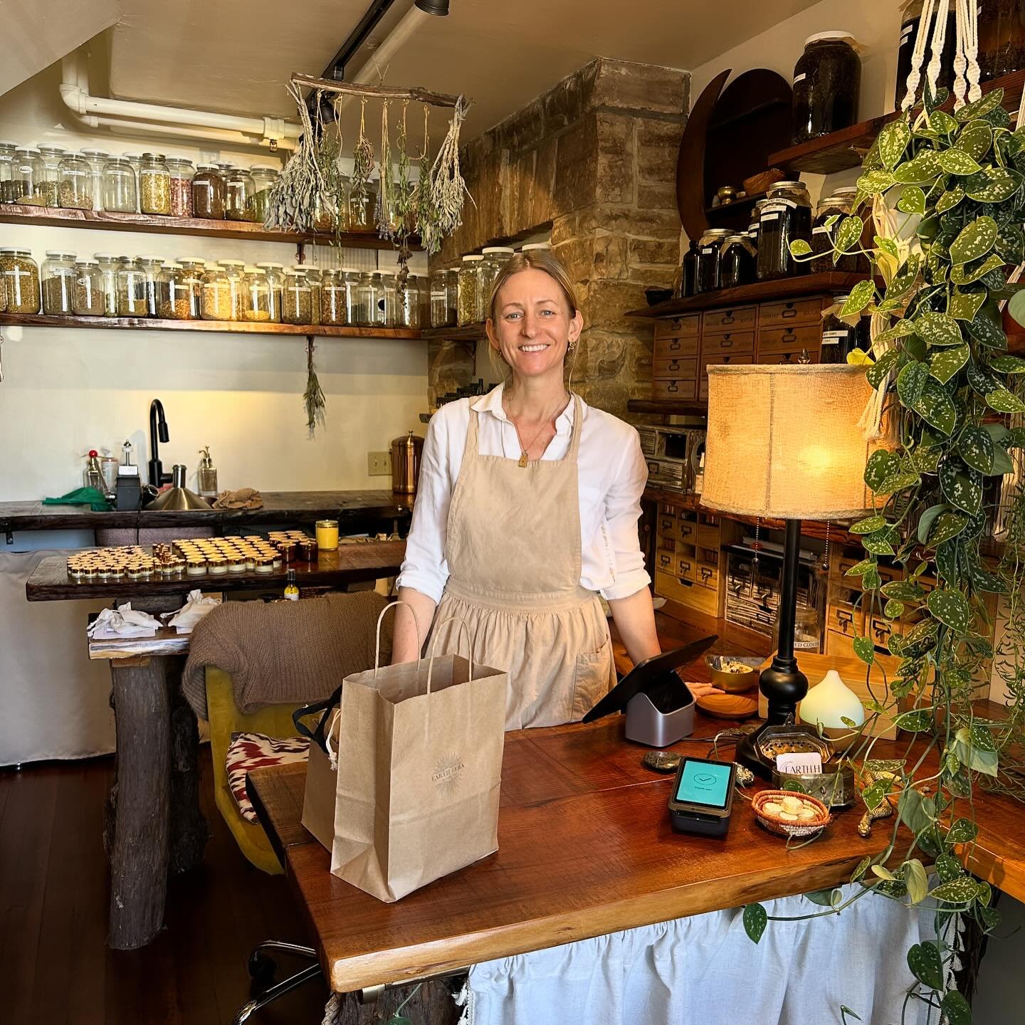 Wow what an amazing new space for Bonnie creator and herbalist at @earthcuraapothecary in her beautiful new space in Carmel. A perfect synergy of products, passion, purpose and peaceful space. Designed beautifully to match with custom wood all around