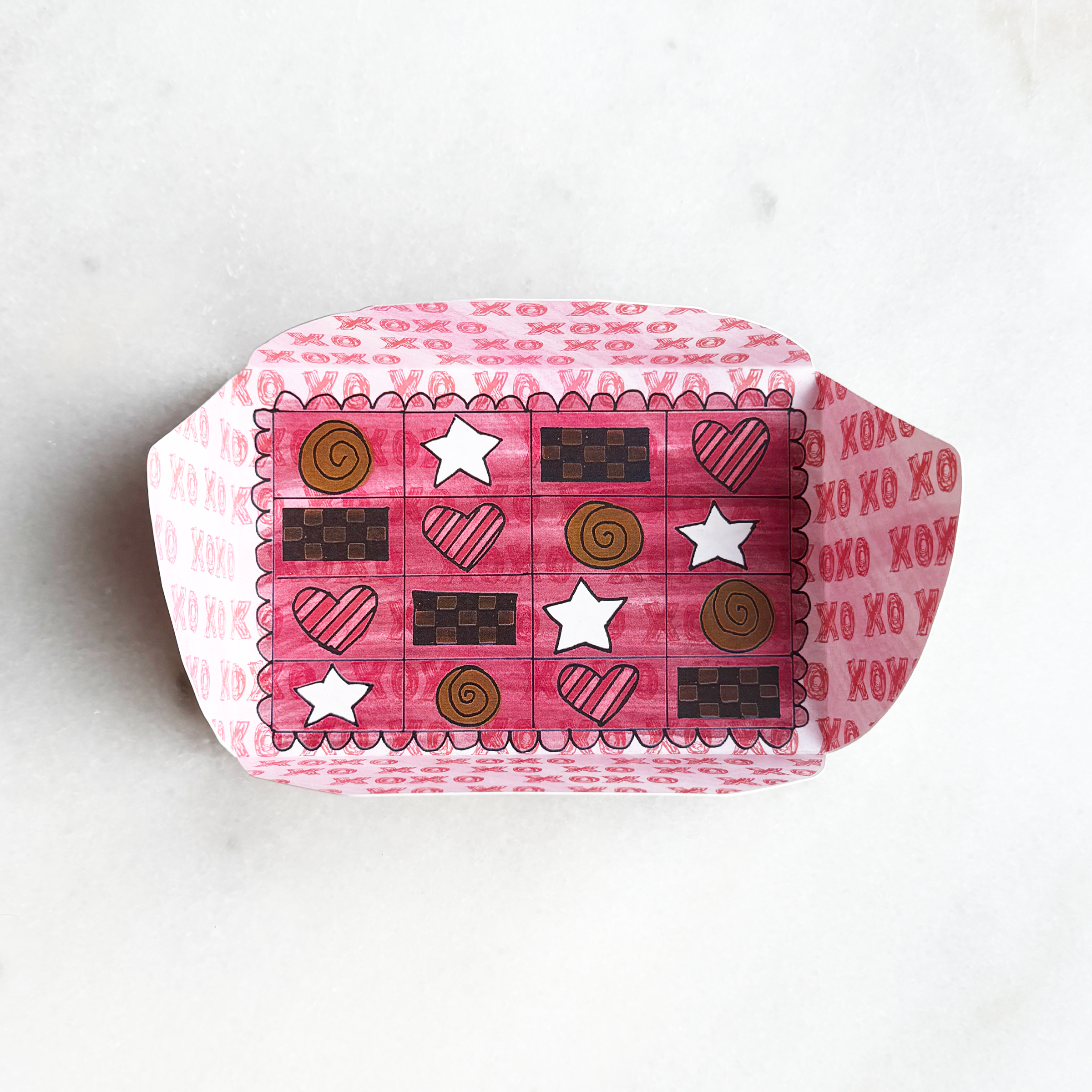 ProductImage_CUTOUT_BoxChoc_Open.png