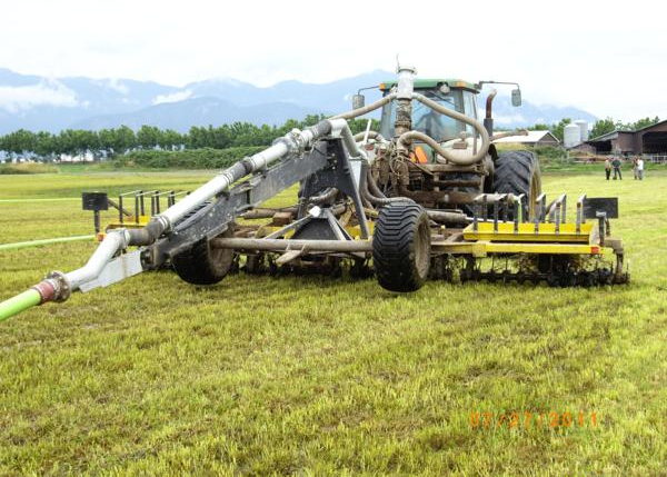 Aerway sub-surface manure deposition system