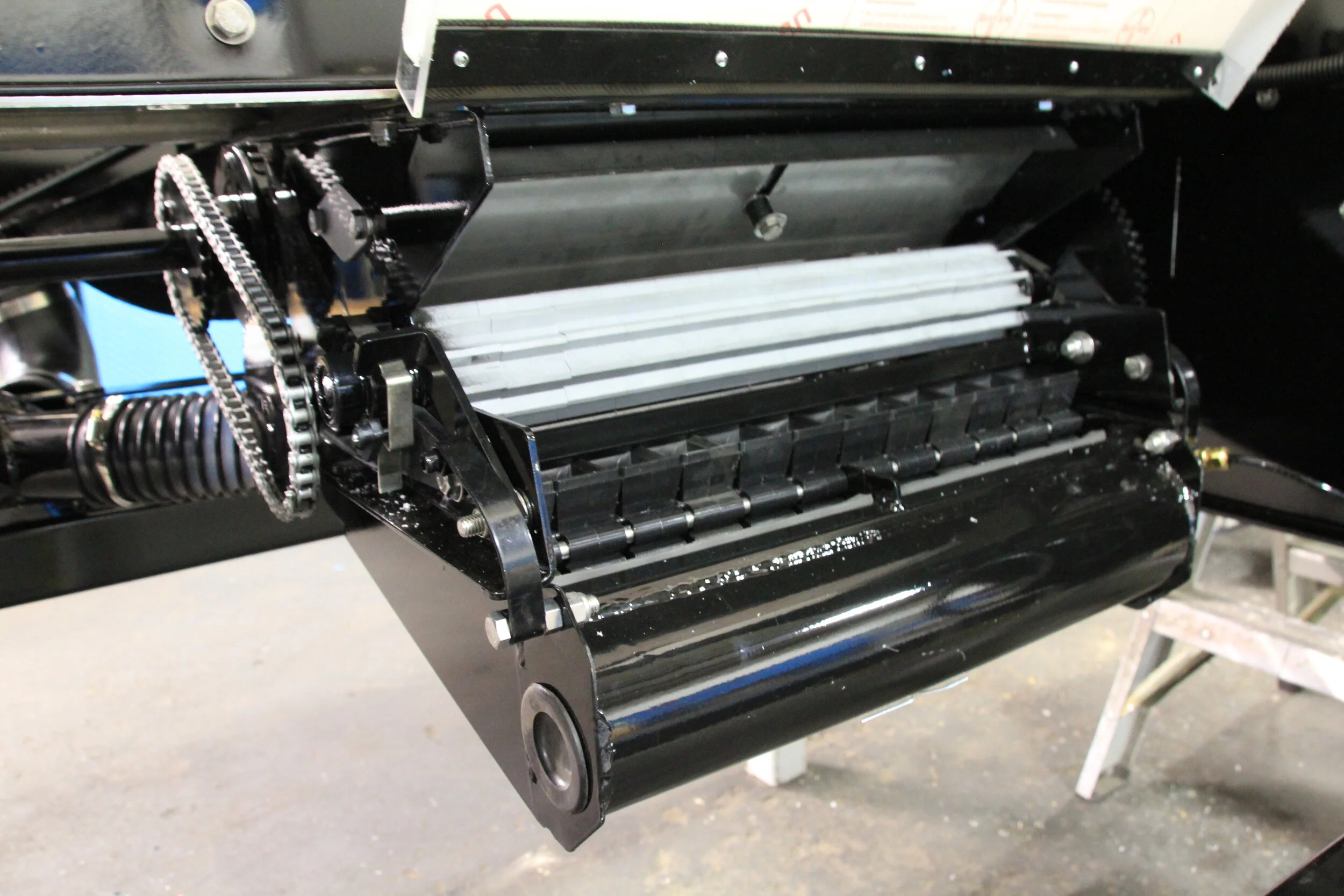 56 Series ImplementMount Granular Applicators — Salford Group