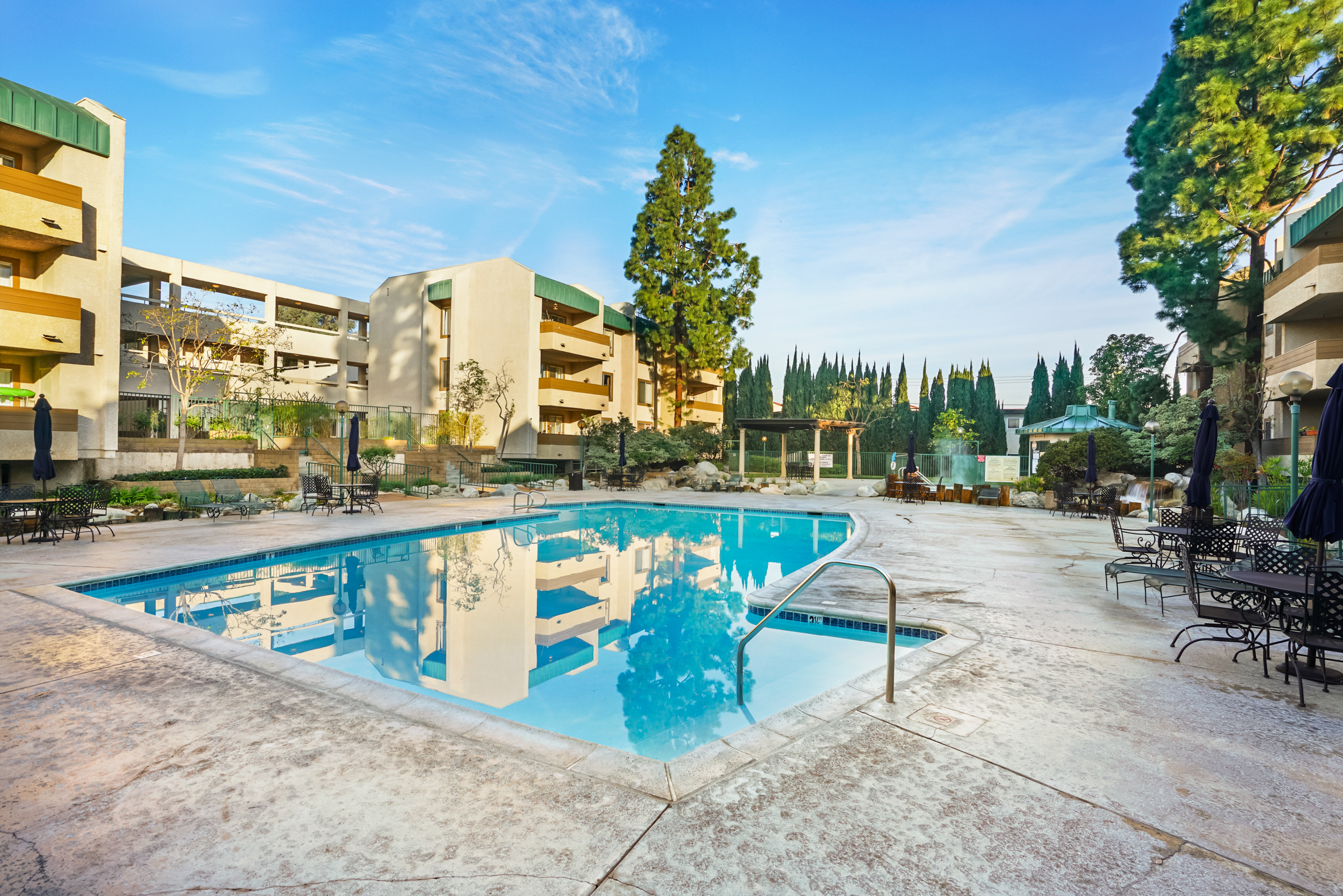 12141 Centralia St #108 Lakewood, CA 90715