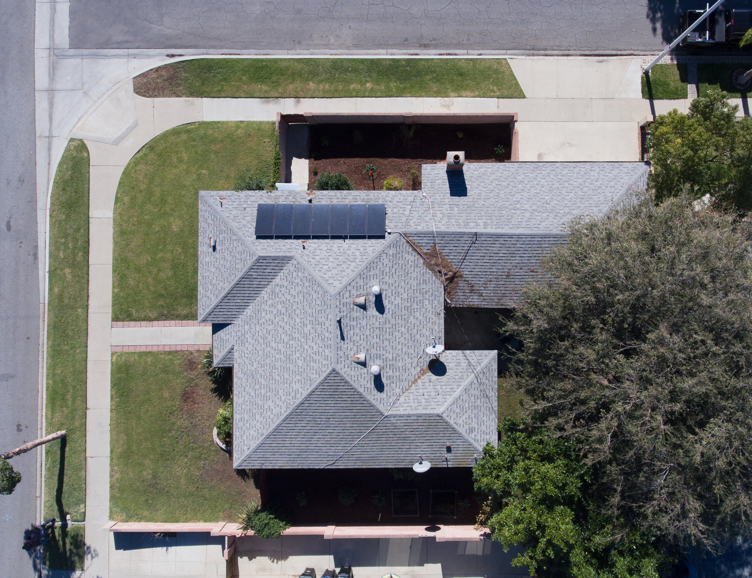 13649_Greenstone_Av-Aerial_OH.jpg