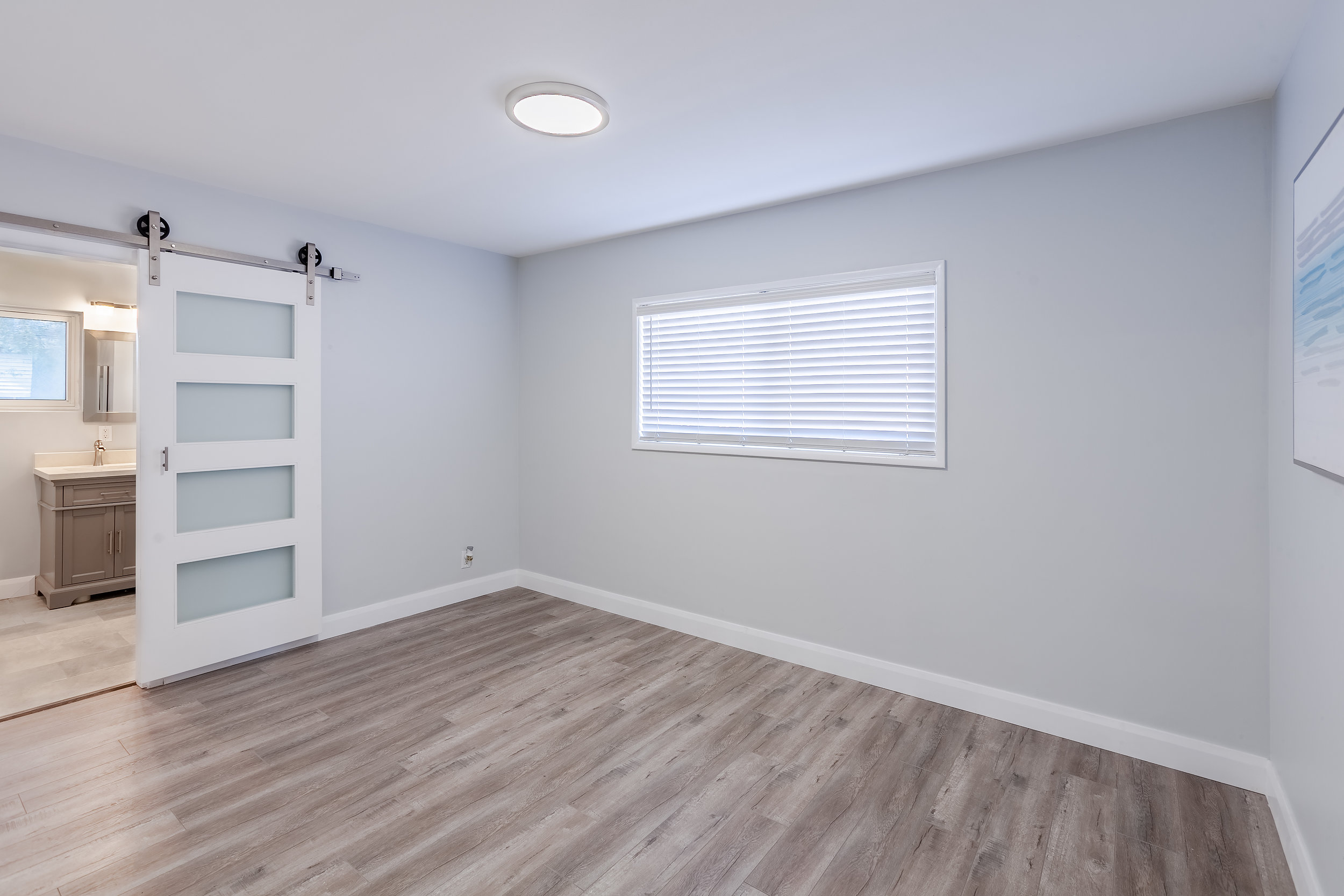 13649_Greenstone_Av-MasterBedroom.jpg