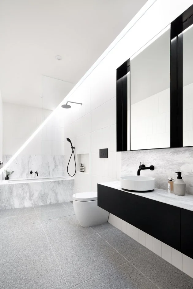 Minimal batrhoom decor ideas.jpg
