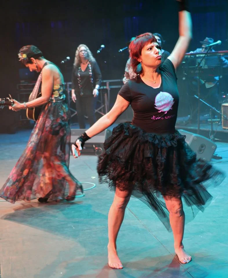 Loria Trapp dances to Joan Caddell's "Cinderella."