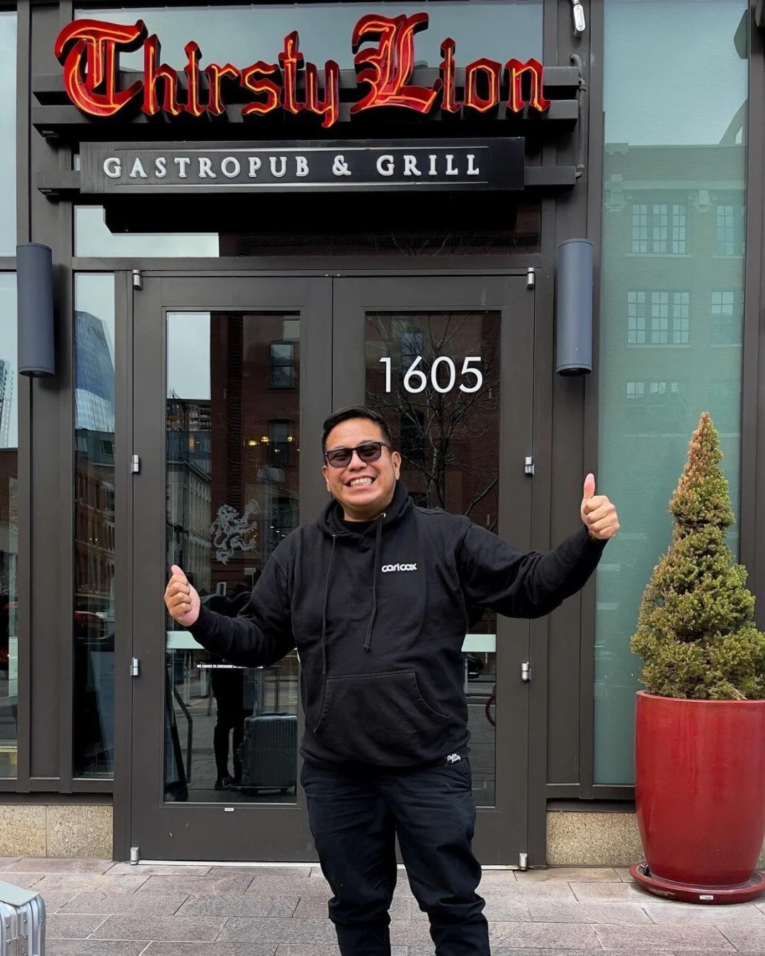 Two thumbs up, a win is a win! 👍👍 Thanks for stopping in @michaeljamessage, we hope to see you back at any of our Thirsty Lion locations. #Denver #Colorado #ThirstyLion 
.
.
.
.
.
.
#customerhighlight #thankyou #customerappreciation #twothumbsup #a