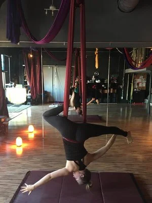 Aerial yoga 2.jpg