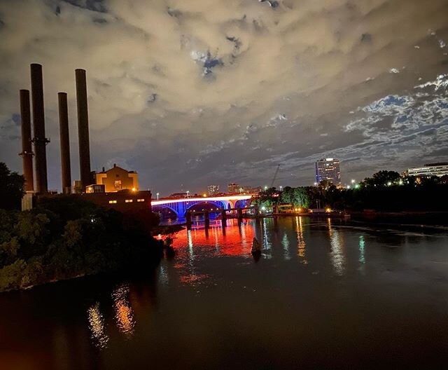 Howl, wild ones! It&rsquo;s a powerful full moon.  Bathe yourself in moon light. Charge your rocks and tinctures. #minneapolis #strawberryfullmoon #breathe #rejuvinatethesoul