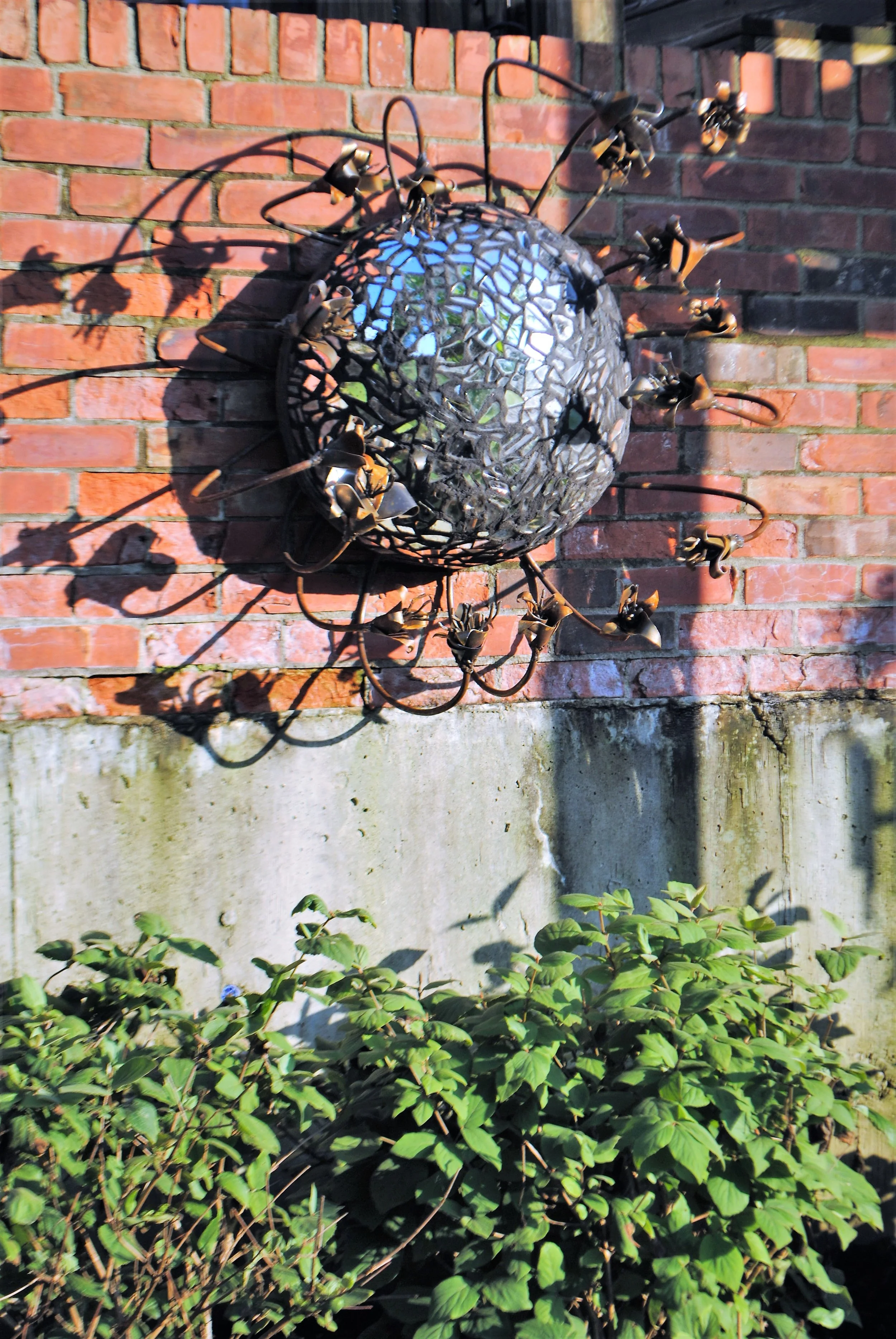 flower sculpture detail 3.jpg