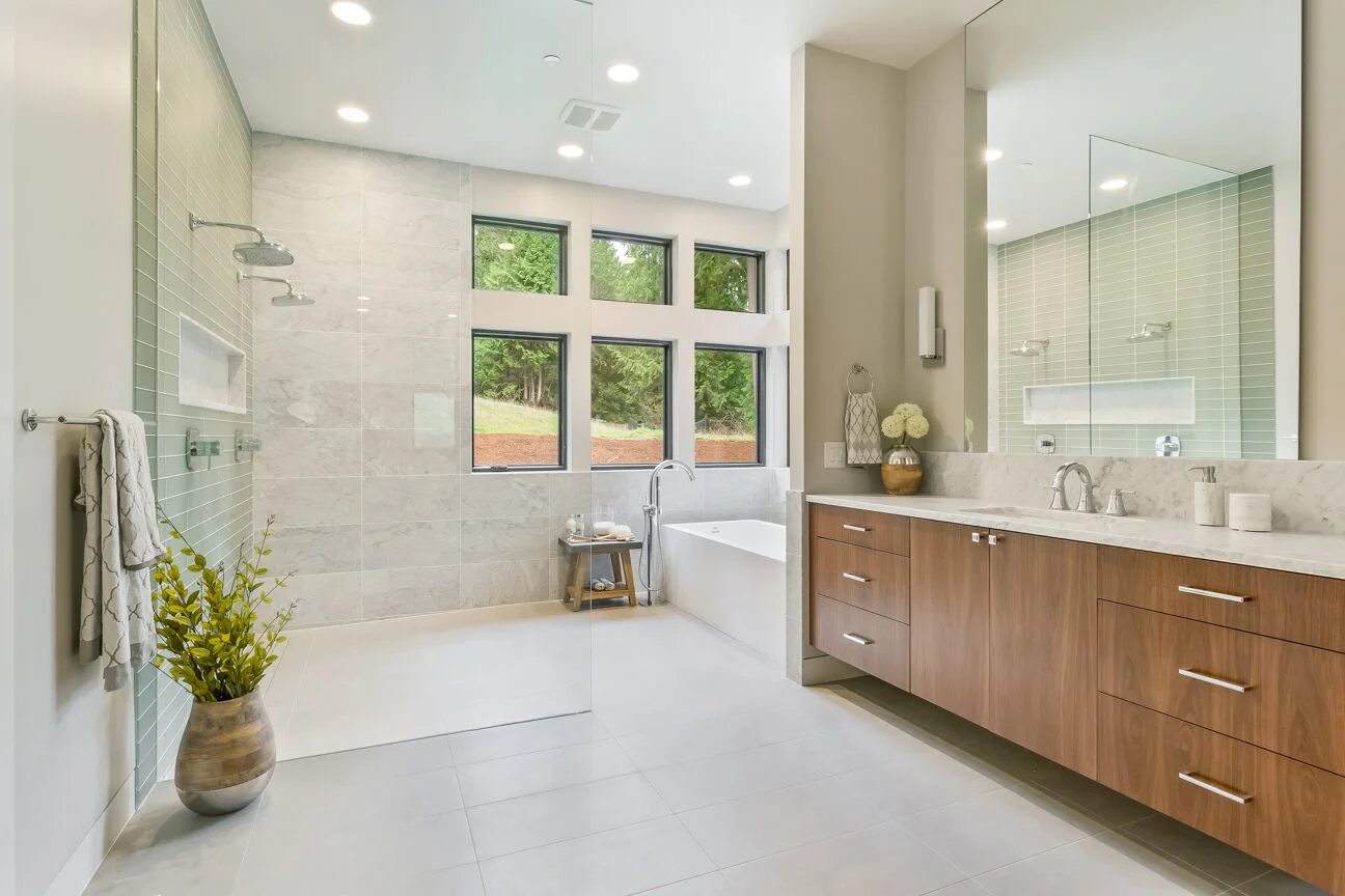 SRE-Lot1-master-bath2.jpg
