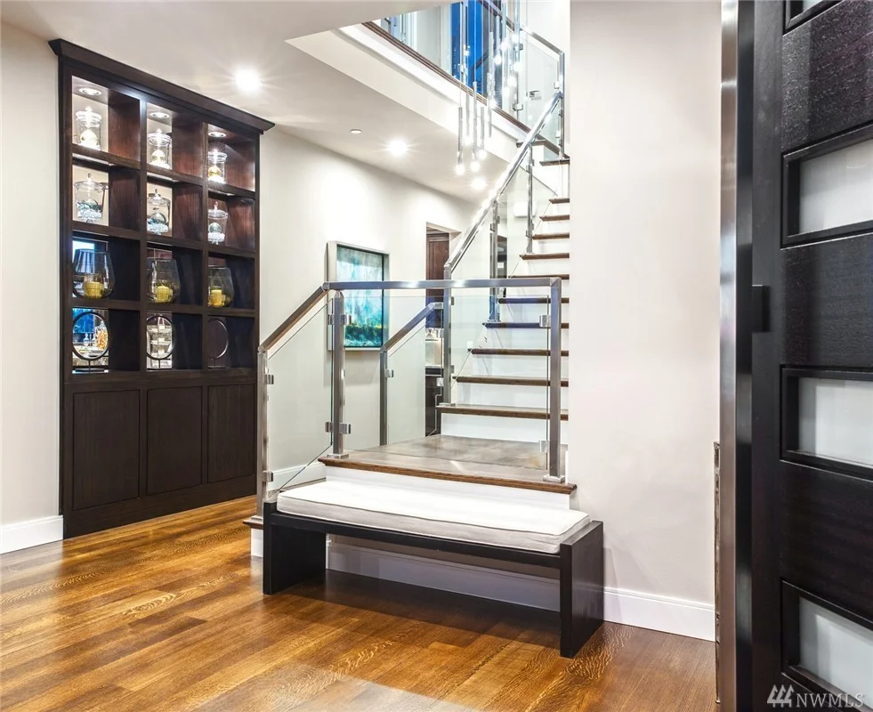 Entry Stair.jpg