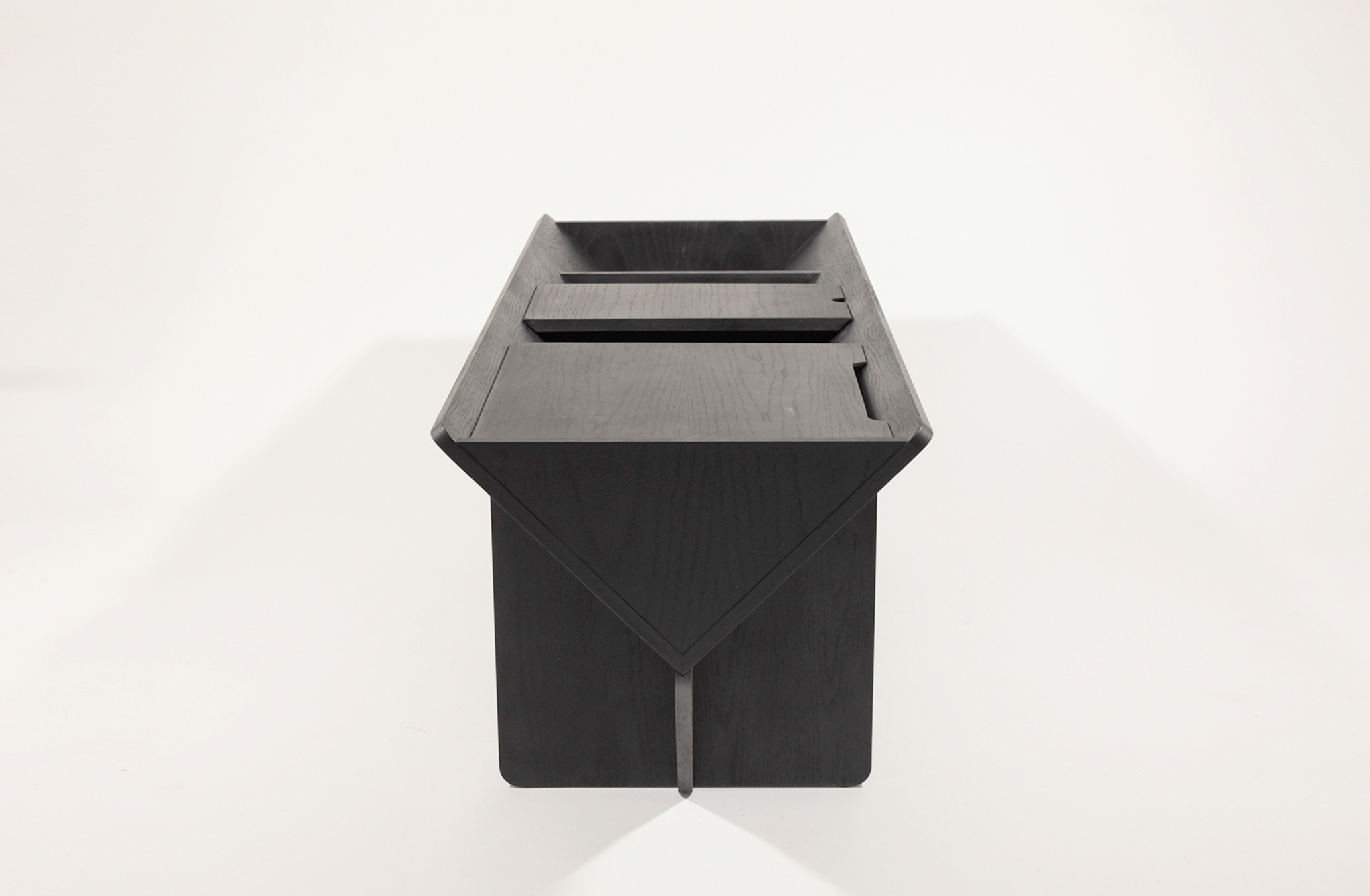LOTUS SIDE BLACK.jpg