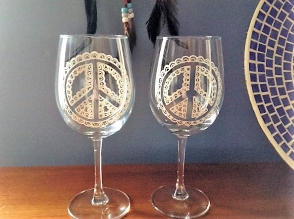 mandala_peace_wine_glass.JPG