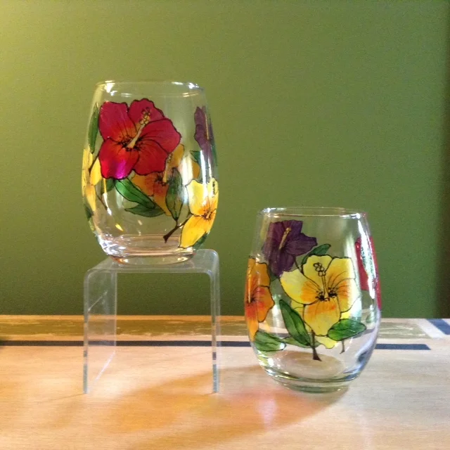 Hibiscus Stemless Wine Glasses