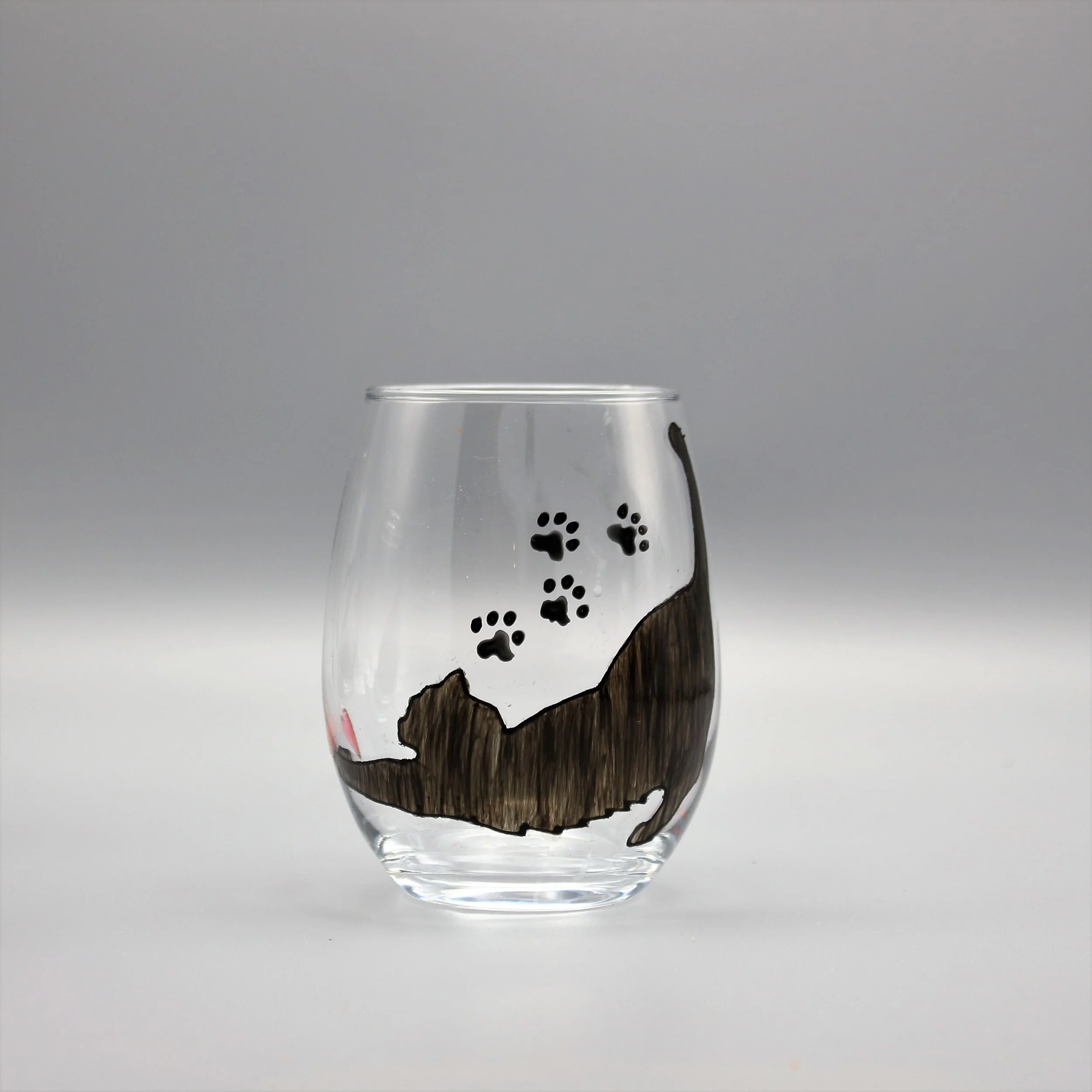 cat_silhouette_stemless_wine_glass_streching.JPG
