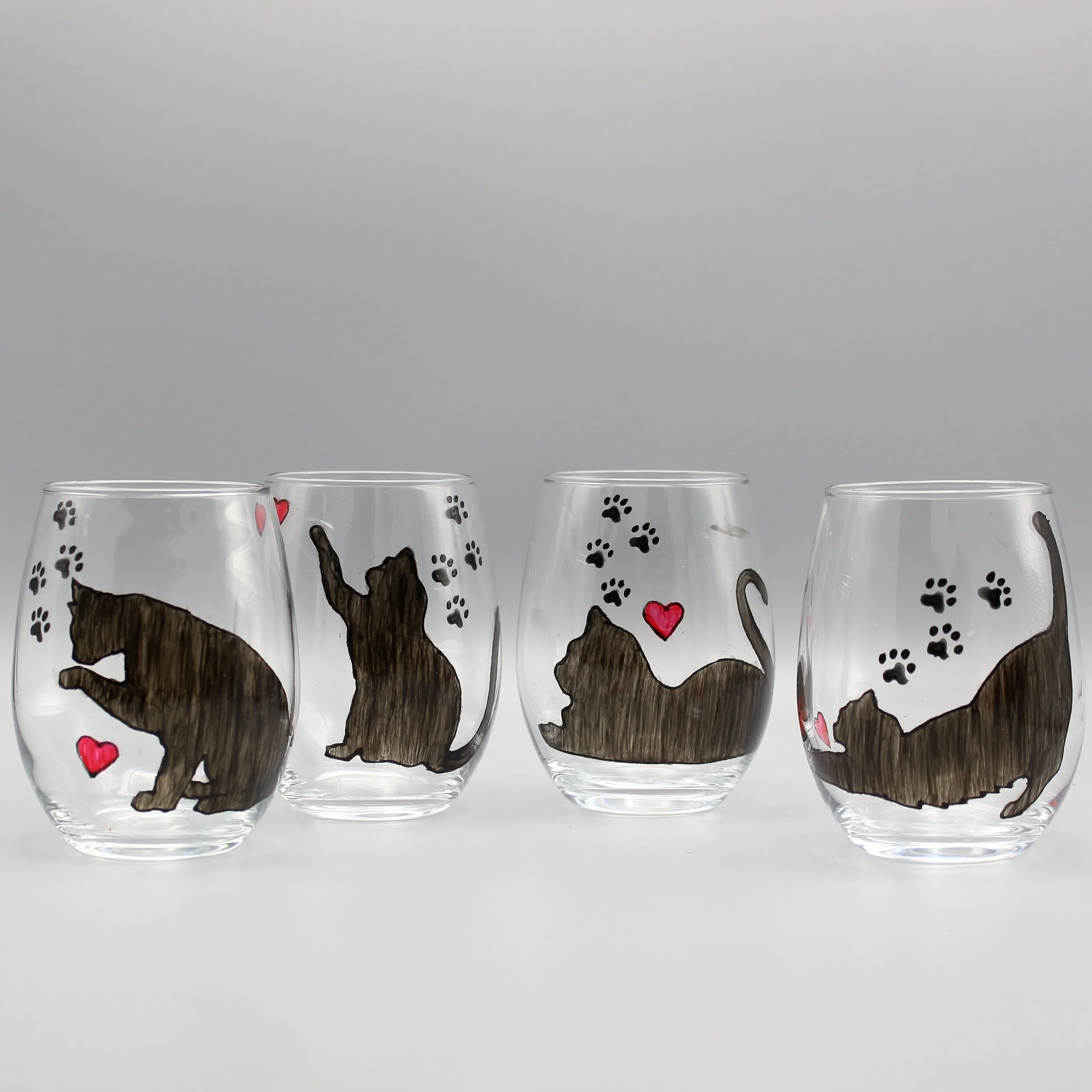 cat_silhouette_wine_glasses