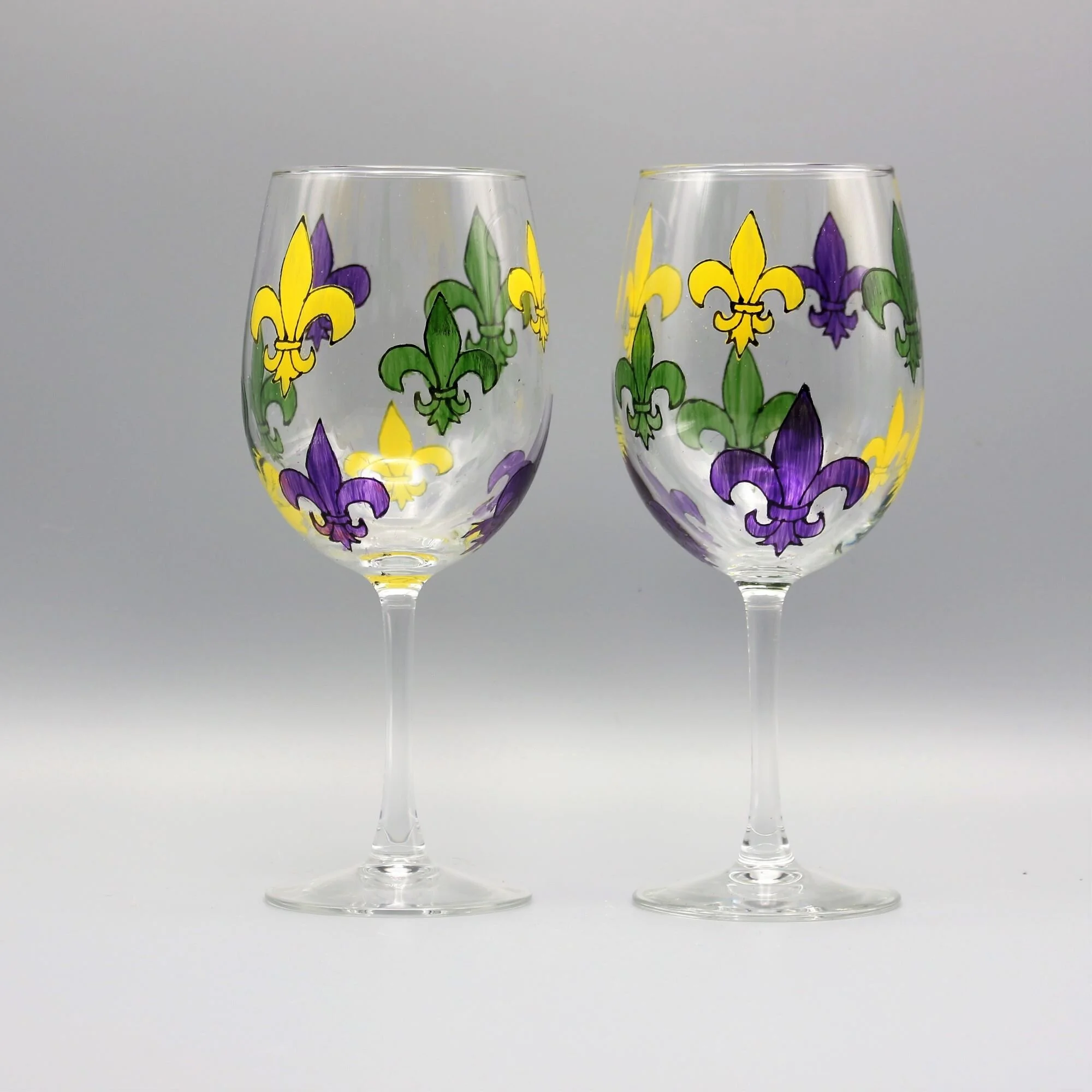 mardi_gras_wine_glasses