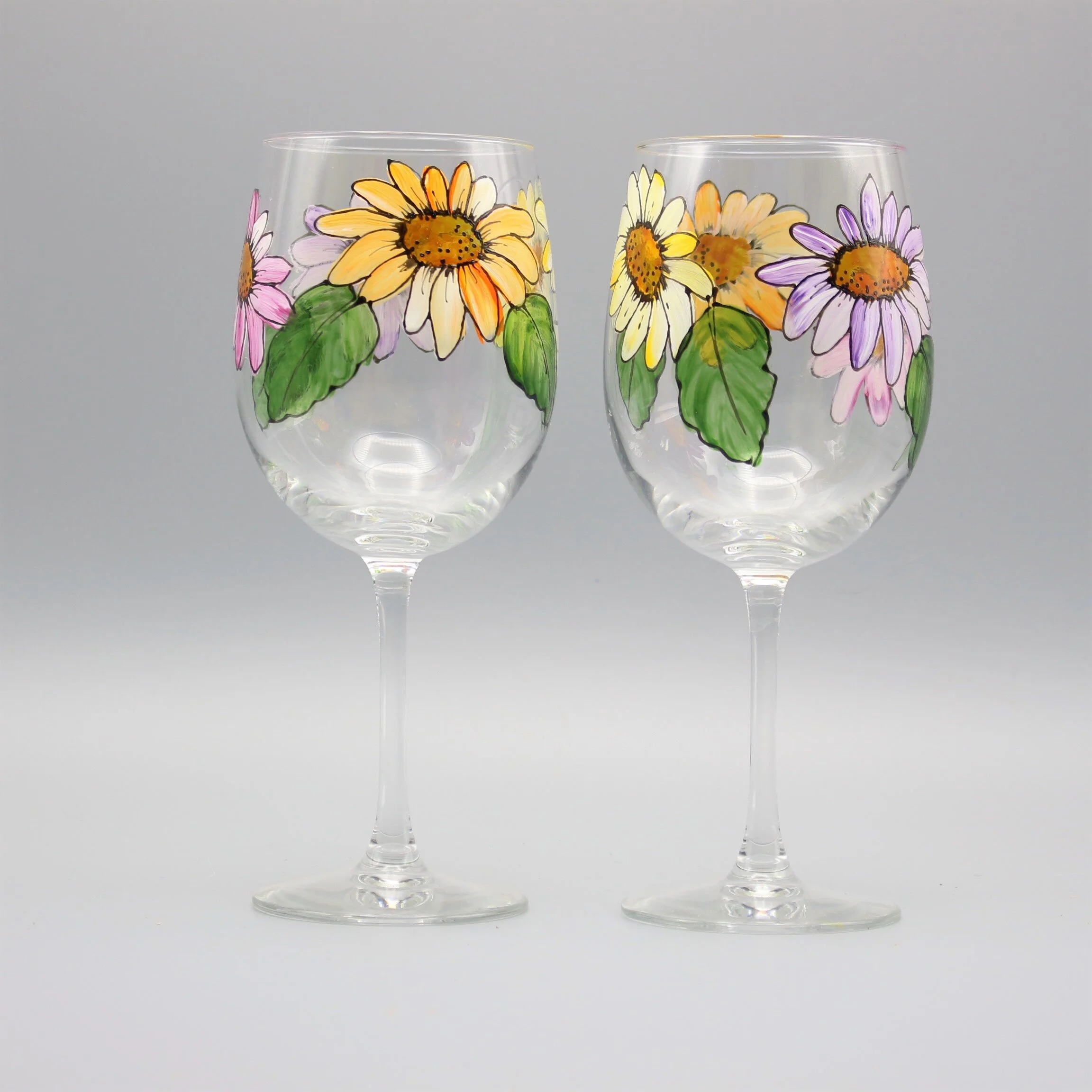mum_garland_wine_glasses.JPG