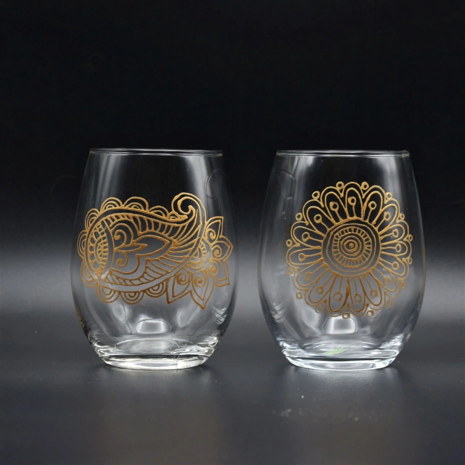 mandala_stemless_wine_glasses_gold