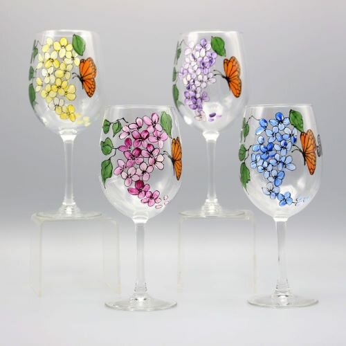 https://images.squarespace-cdn.com/content/v1/5570dc78e4b0bbe8e5cab3d0/1586239123581-OOLVOKJ6YVAZNZNZCIHE/butterfly_and_flower_wine_glasses.JPG?format=1000w