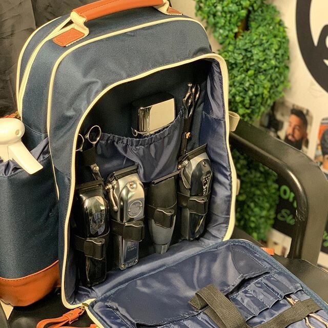 |Situations that are Organized| &bull;Navy OB BackPack 🎒 &bull;www.OrganizedBarber.com 🚩 Covid-19 Updates: Shipping as usual as we implement extra health and sanitary precautions In order to StayOrganized...