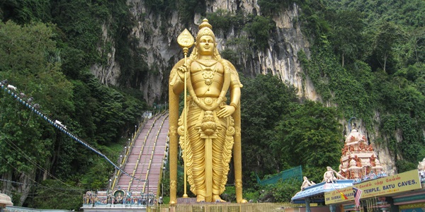 s41-batucaves.jpg