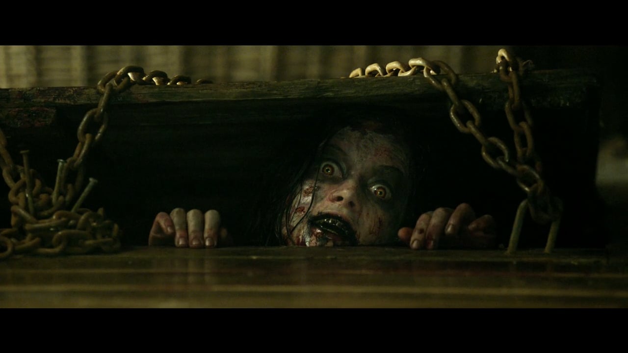 Red Band Theatrical Trailer "Extra Filthy"