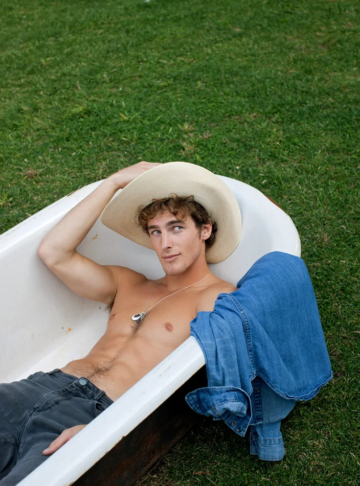 Hans Wiener, Model