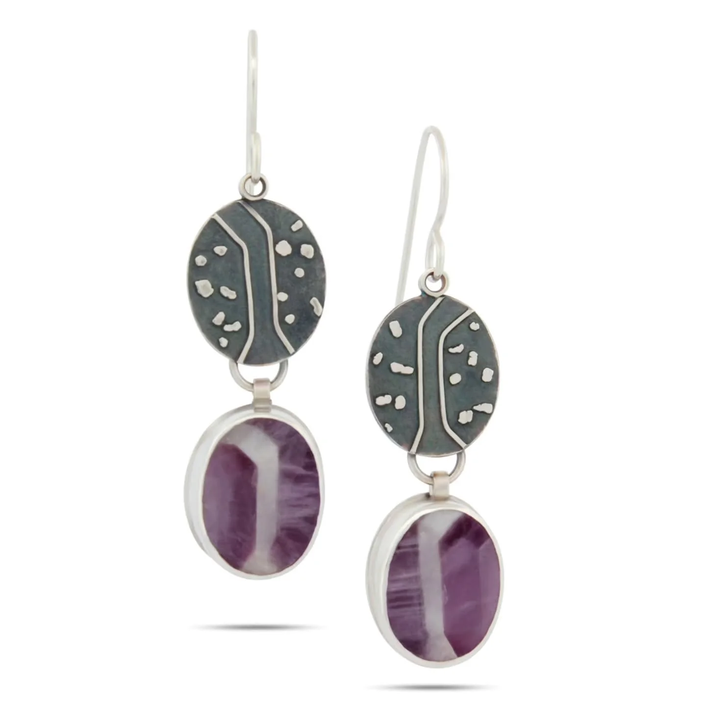 Final day at Art in the High Desert. I'm in Booth N211 if you'd like to come by and say hello.

#amethyst #amethystjewelry #studiojeweler  #sterlingsilverearrings
