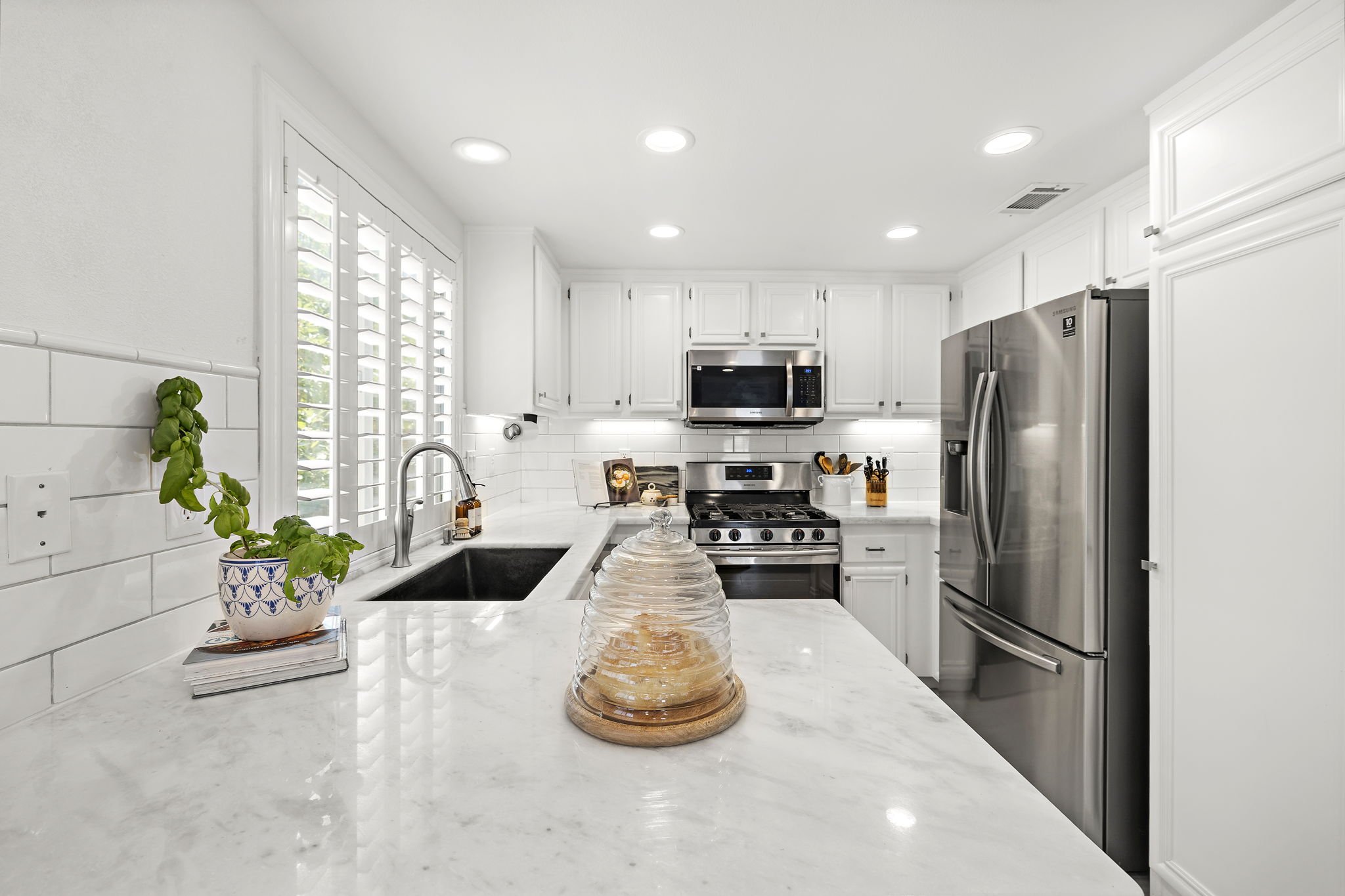 16-web-or-mls-134 Bloomfield 16.jpg