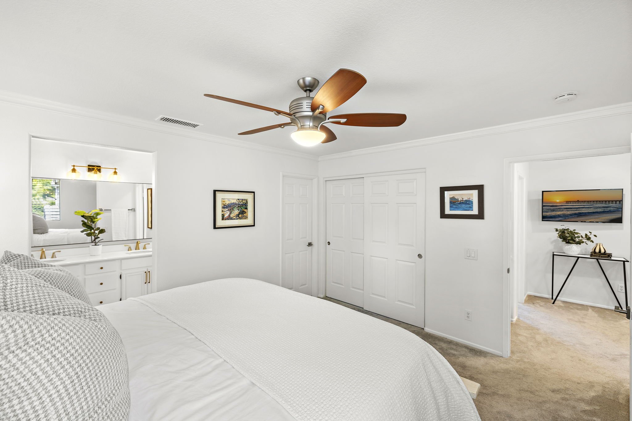 31-web-or-mls-134 Bloomfield 31.jpg