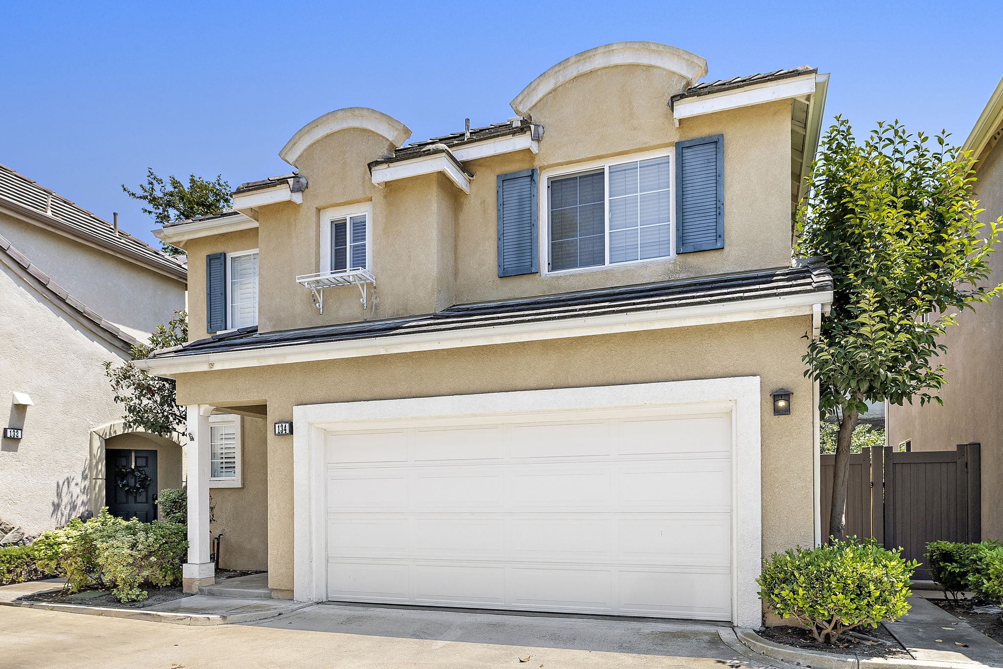 5-web-or-mls-134 Bloomfield 5.jpg