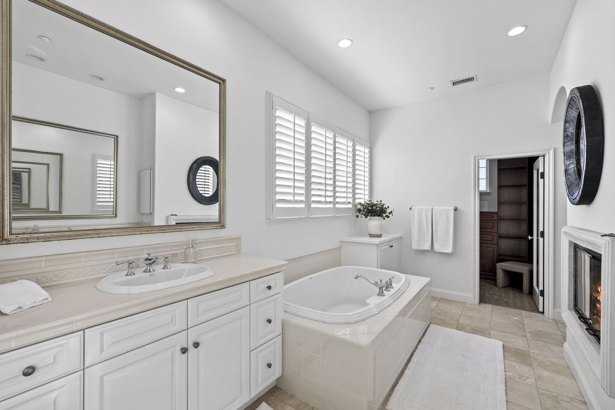 41-web-or-mls-3307 Clay (41).JPG